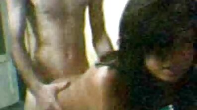 Morena cacheada empurra a buceta com video porno da gretchen os dedos das Duas Mãos