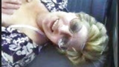 Cara de Bermuda filme pornô rocco vermelha fumando cara dormindo na buceta
